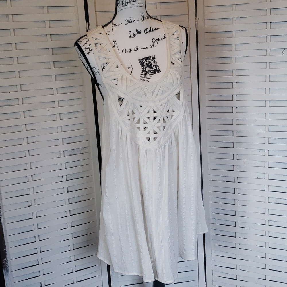 Billabong cream backless woman dress Size M